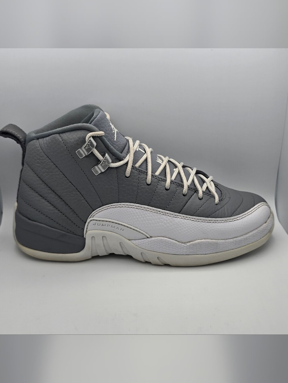 Air Jordan 12 Retro Stealth 2022 Size 6y  153265 015